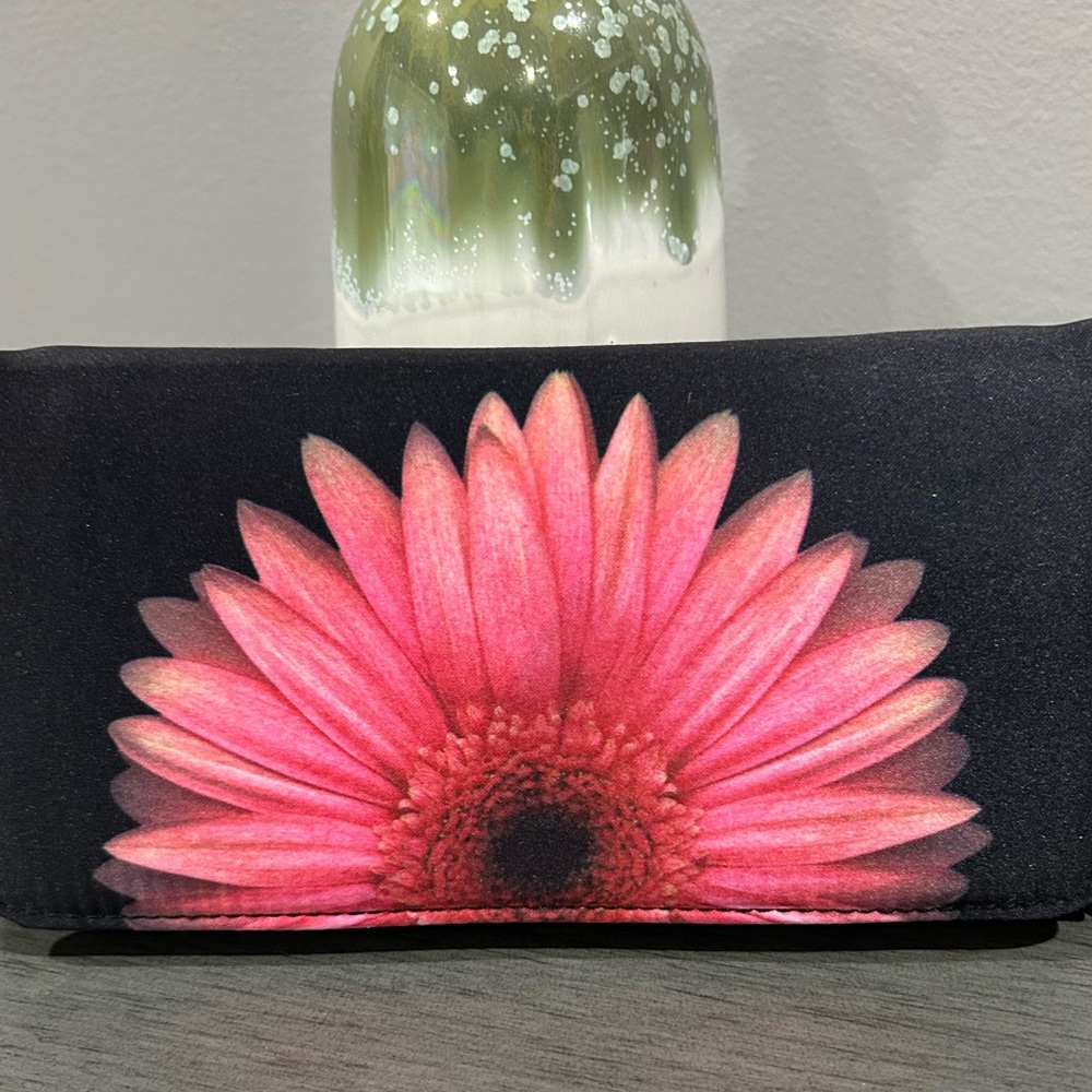 Black and Pink Floral Wallet - Picture 2 of 7